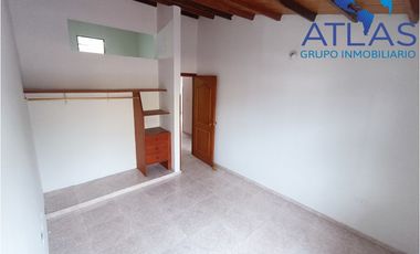 OPORTUNIDAD VENTA CASA CON LOCAL FLORIDABLANCA COD: 701