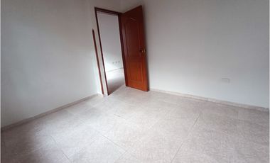 OPORTUNIDAD VENTA CASA CON LOCAL FLORIDABLANCA COD: 701