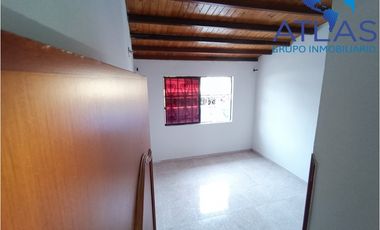 OPORTUNIDAD VENTA CASA CON LOCAL FLORIDABLANCA COD: 701