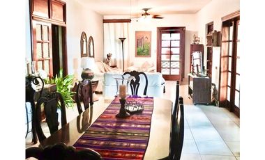 Venta de casa comercial en David, El Vedado.