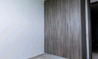 APARTAMENTO EN VENTA EN BRISAS DEL GOLF 3REC + DEN