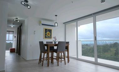 APARTAMENTO EN VENTA EN BRISAS DEL GOLF 3REC + DEN