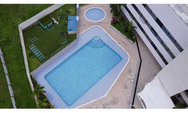 APARTAMENTO EN VENTA EN BRISAS DEL GOLF 3REC + DEN
