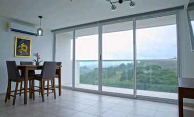 APARTAMENTO EN VENTA EN BRISAS DEL GOLF 3REC + DEN