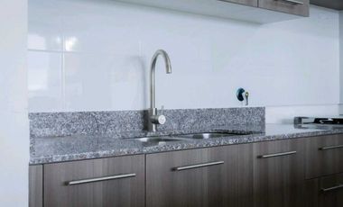 APARTAMENTO EN VENTA EN BRISAS DEL GOLF 3REC + DEN