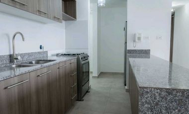 APARTAMENTO EN VENTA EN BRISAS DEL GOLF 3REC + DEN