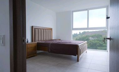 APARTAMENTO EN VENTA EN BRISAS DEL GOLF 3REC + DEN
