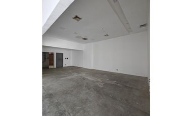 ALQUILER LOCAL EN PLANTA BAJA PLAZA 76 SAN FRANCISCO 196 M2  KAF