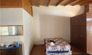 VENDO CASA CON PISCINA Y QUINCHO EN CANDELARIA MNES