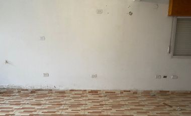 Casa en venta en Ezpeleta Este
