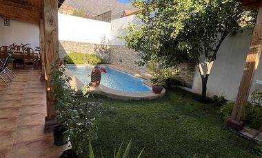 Casa en Venta en Rojas Magallanes con Los Raulies