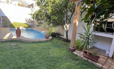 Casa en Venta en Rojas Magallanes con Los Raulies