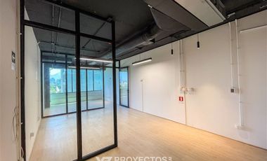 Oficina en Arriendo en Mall Plaza Egaña, La Reina / Ñuñoa
