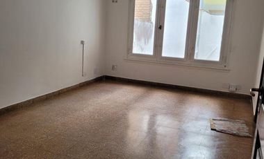 DEPARTAMENTO 3 AMB CENTRO DE SAN FERNANDO. 1º X ESCALERA