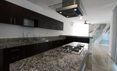 CASA EN CONDOMINIO