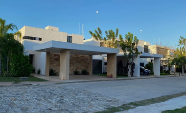 CASA EN CONDOMINIO