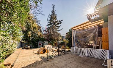 Casa en Venta en Las Hualtatas / Fantástica Propiedad Uso Educacional