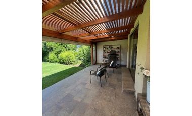 Casa Portones de Pichimapu, 1 Norte, Talca