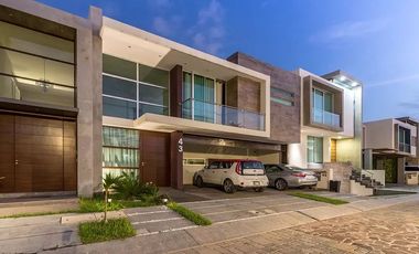 CASA EN VENTA EN HEMISFERIO TRES RIOS