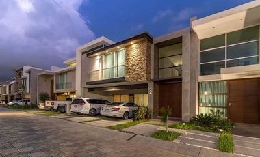 CASA EN VENTA EN HEMISFERIO TRES RIOS