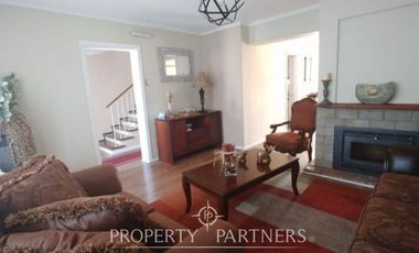 Oportunidad!!Acogedora casa en condominio Miraflores Bajo