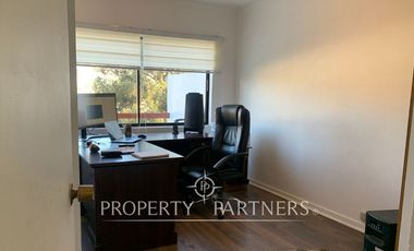 Confort y Amplitud en Dos Niveles completamente remodelada.