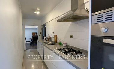 Confort y Amplitud en Dos Niveles completamente remodelada.