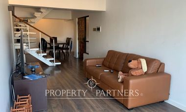 Confort y Amplitud en Dos Niveles completamente remodelada.