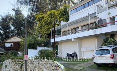 Confort y Amplitud en Dos Niveles completamente remodelada.