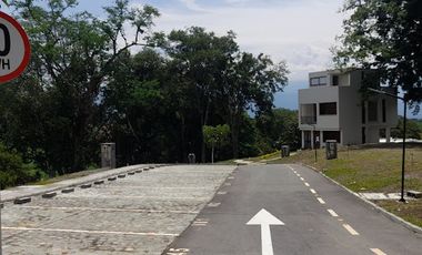 VENTA de LOTES en SOPETRAN