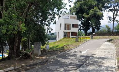 VENTA de LOTES en SOPETRAN