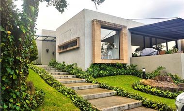 VENTA CASA MACADAMIA DEL RIO LA CALERA CUNDINAMARCA