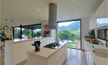 VENTA CASA MACADAMIA DEL RIO LA CALERA CUNDINAMARCA