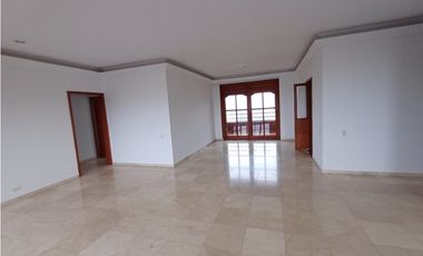 Se arrienda apartamento en Ciudad Jardin