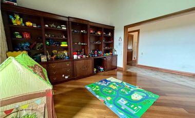 Vendo Espectacular Casa campestre en el Alto del Escobero