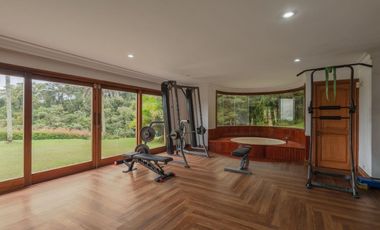 Vendo Espectacular Casa campestre en el Alto del Escobero