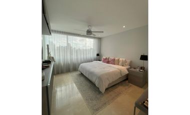 VENDO APARTAMENTO EN BUEN  SECTOR DE LA CIUDAD