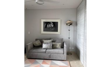 VENDO APARTAMENTO EN BUEN  SECTOR DE LA CIUDAD