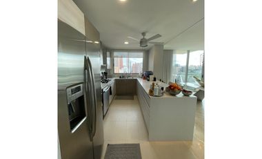 VENDO APARTAMENTO EN BUEN  SECTOR DE LA CIUDAD