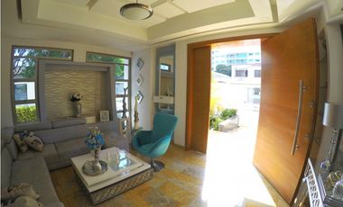 VENTA Casa en Crespo