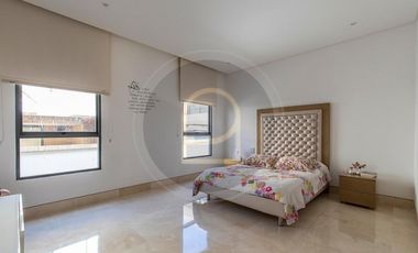 VENDO HERMOSA CASA DE LUJO EN SECTOR DE VILLA CAMPPESTRE