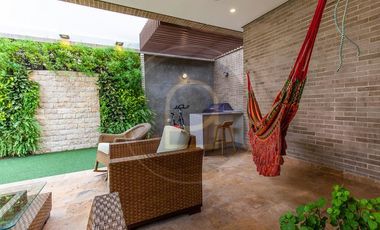 VENDO HERMOSA CASA DE LUJO EN SECTOR DE VILLA CAMPPESTRE