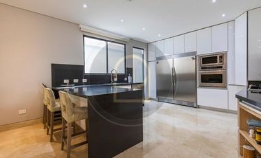 VENDO HERMOSA CASA DE LUJO EN SECTOR DE VILLA CAMPPESTRE