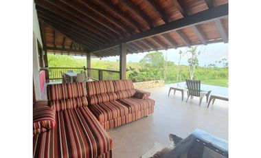 VENTA CASA CAMPESTRE CJTO CERRADO VIA MONTENEGRO QUINDIO