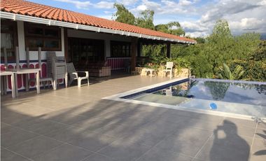 VENTA CASA CAMPESTRE CJTO CERRADO VIA MONTENEGRO QUINDIO