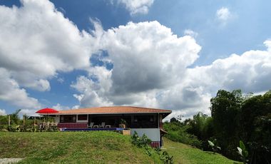 VENTA CASA CAMPESTRE CJTO CERRADO VIA MONTENEGRO QUINDIO