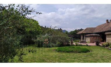 CASA CAMPESTRE SE VENDE. TABIO - CUND. rea 3.630 m2