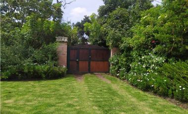 CASA CAMPESTRE SE VENDE. TABIO - CUND. rea 3.630 m2