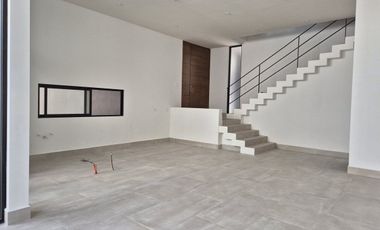 Casa en Venta Cumbres Elite Premier - Zona Garcia, NL