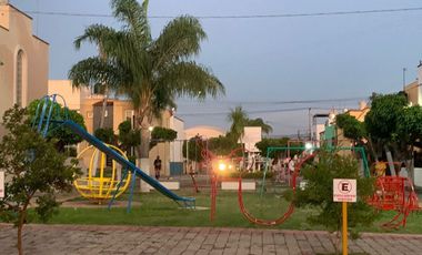 Casa en Venta en Villas de Zapopan, a unos minutos del CUCEA